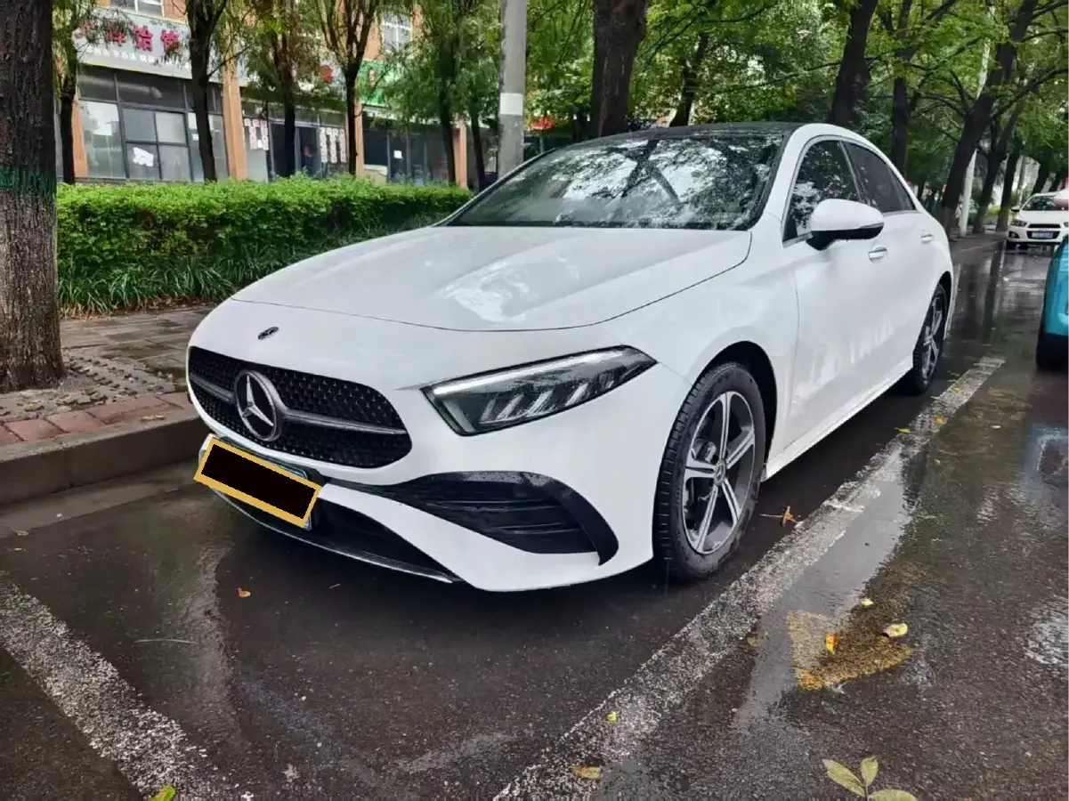 2024 Mercedes-Benz A Class 1.3T 163HP L4 7DCT