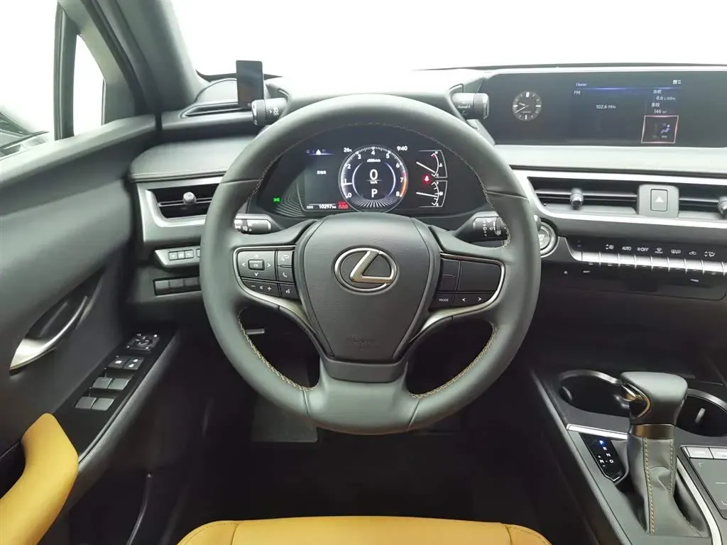 2020 Lexus UX 2.0L 173HP L4 CVT,autocango,china used car exporter,china ev exporter,chinese used car exporter,chinese used ev exporter