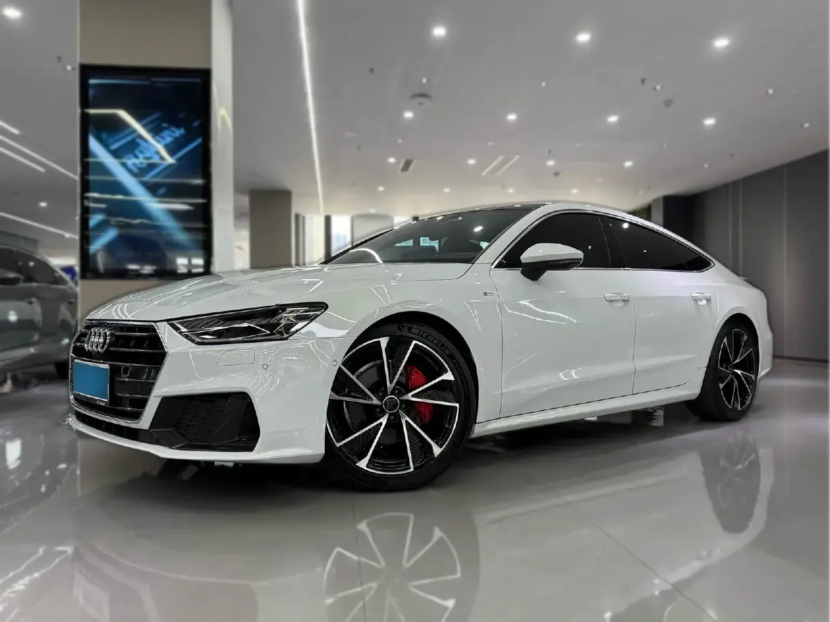 2023 Audi A7 2.0T 265HP L4 7DCT