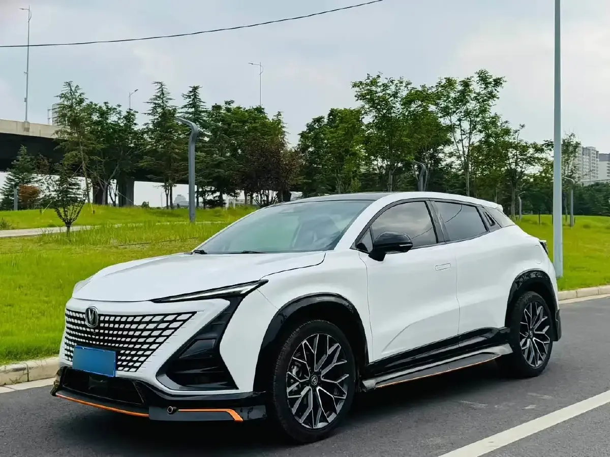 2022 ChangAn UNI-T 1.5T 188HP L4 7DCT