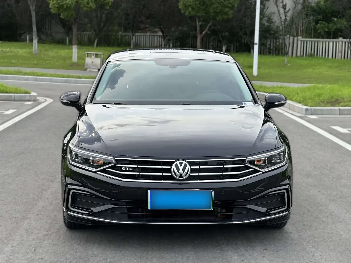 2020 Volkswagen Magotan GTE 1.4T 150HP L4 6DCT PHEV 13KWH,autocango,china used car exporter,china ev exporter,chinese used car exporter,chinese used ev exporter