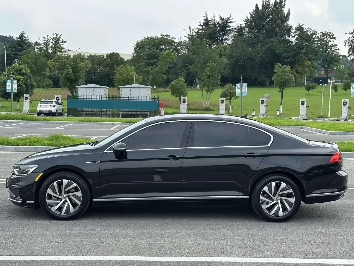 2020 Volkswagen Magotan GTE 1.4T 150HP L4 6DCT PHEV 13KWH,autocango,china used car exporter,china ev exporter,chinese used car exporter,chinese used ev exporter