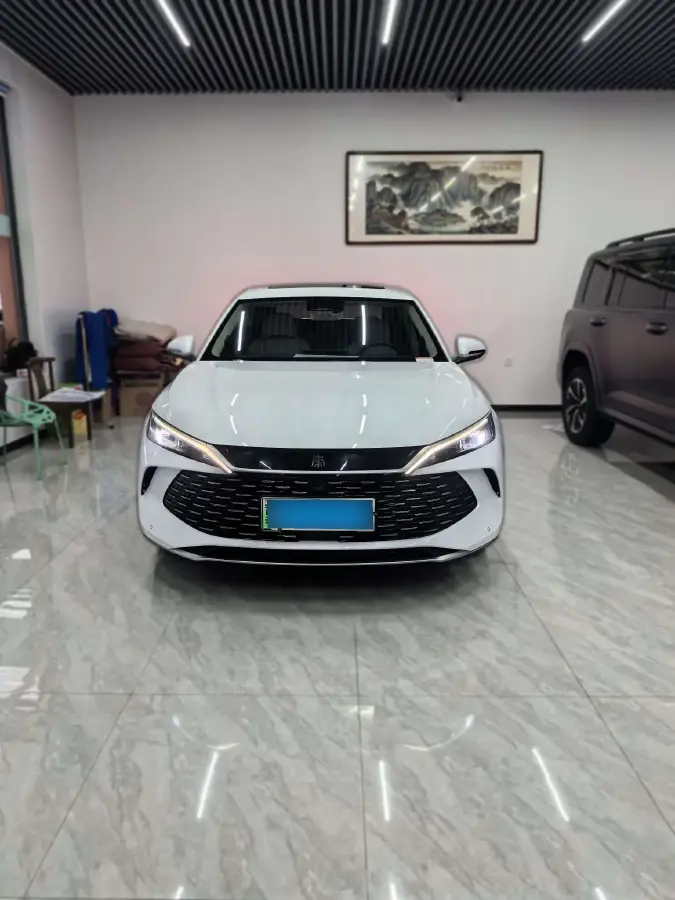 2024 BYD QinL 1.5L 101HP L4 E-CVT PHEV 15.87KWH