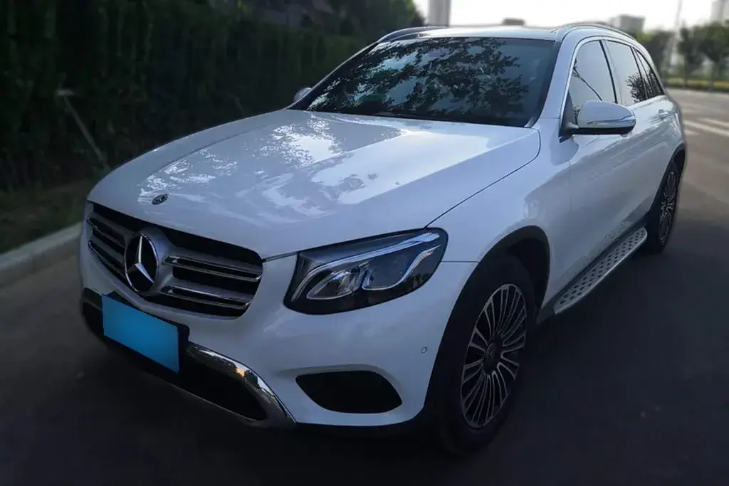 2019 Mercedes-Benz GLC Class 2.0T 184HP L4 9AT
