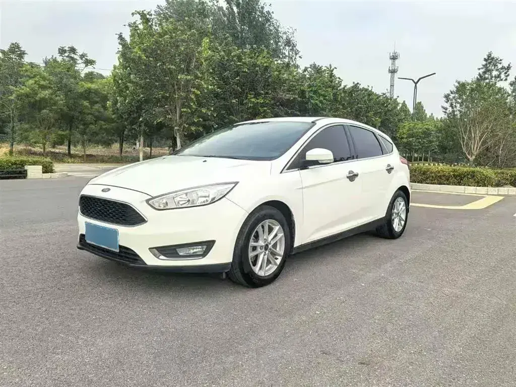 2017 Ford Focus 1.6L 125HP L4 6DCT