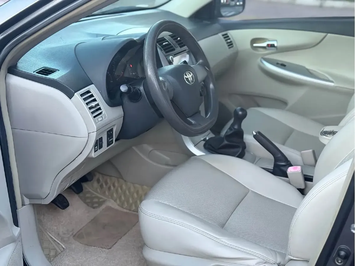 2012 Toyota Corolla 1.6L 122HP L4 5MT,autocango,china used car exporter,china ev exporter,chinese used car exporter,chinese used ev exporter