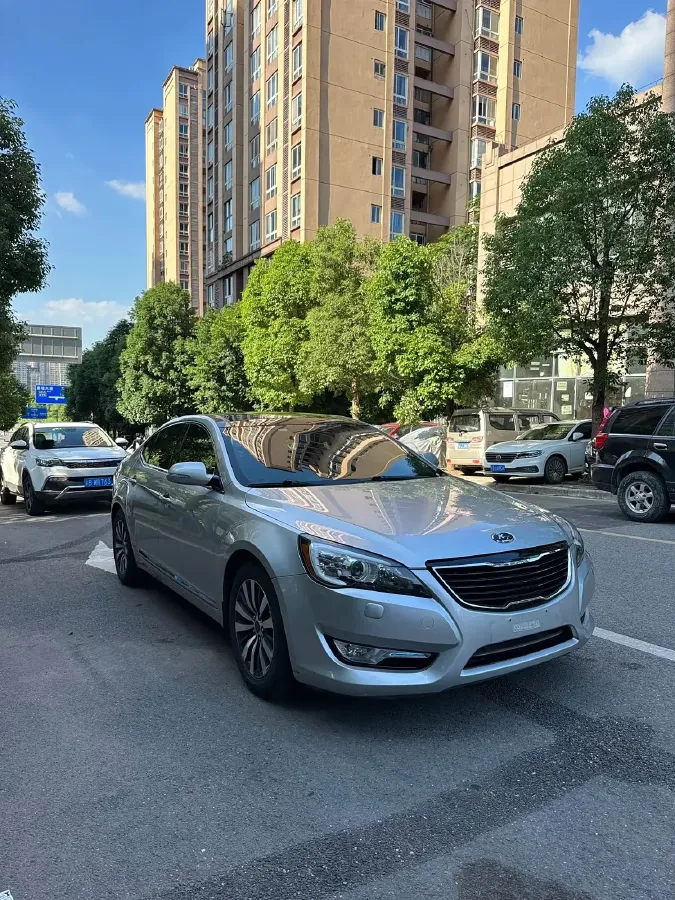 2011 Kia Cadenza 2.4L 180HP L4 6AT,autocango,china used car exporter,china ev exporter,chinese used car exporter,chinese used ev exporter