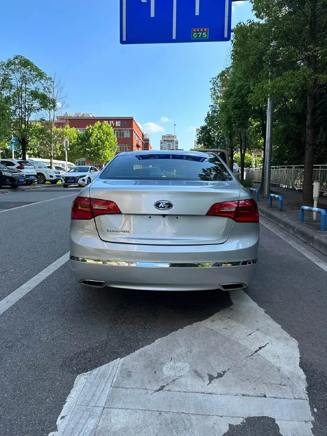 2011 Kia Cadenza 2.4L 180HP L4 6AT,autocango,china used car exporter,china ev exporter,chinese used car exporter,chinese used ev exporter