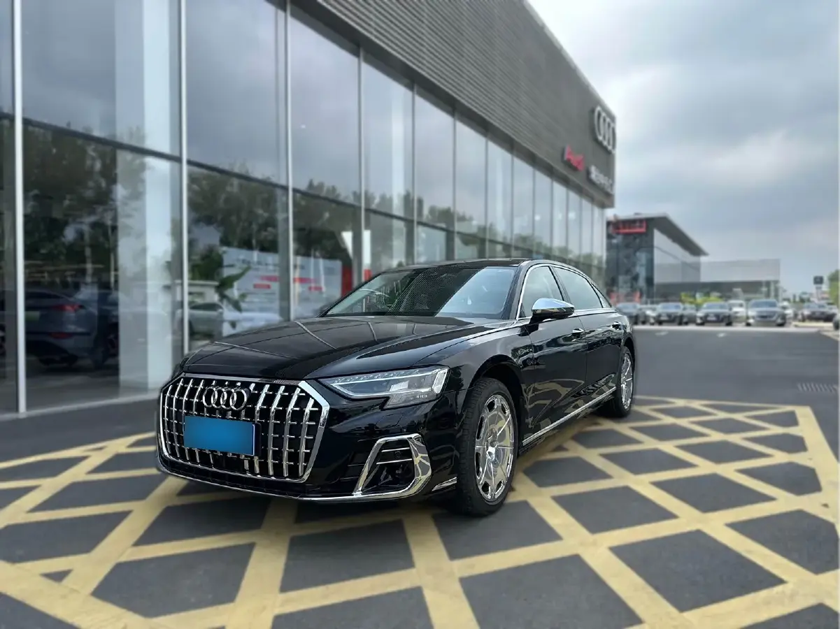 2024 Audi A8 3.0T 340HP V6 8AT