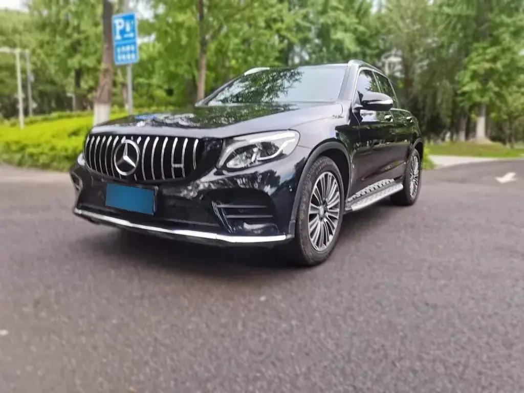 2017 Mercedes-Benz GLC Class 2.0T 211HP L4 9AT