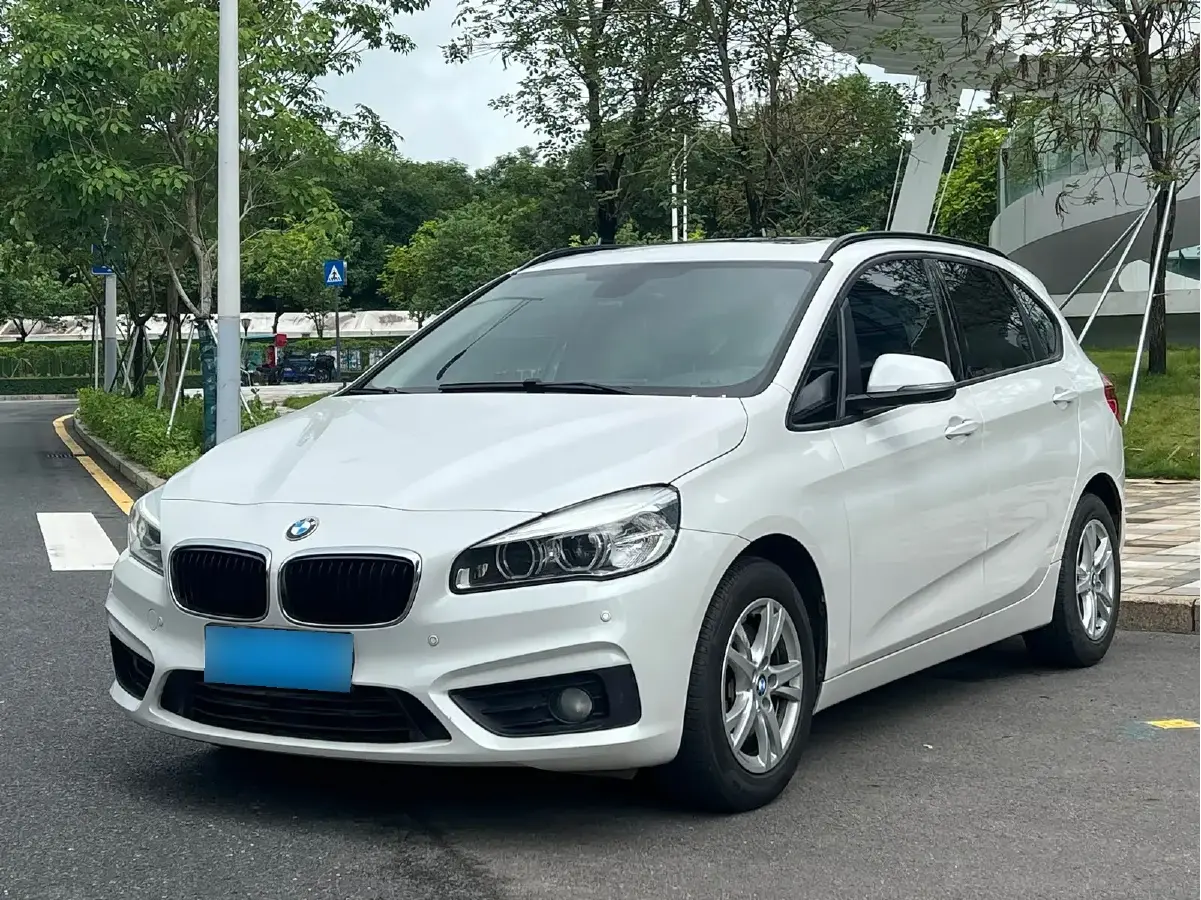 2016 BMW 2 Series Wagon 1.5T 136HP L3 6AT