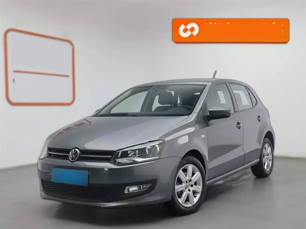 2013 Volkswagen Polo 1.4L 86HP L4 6AT