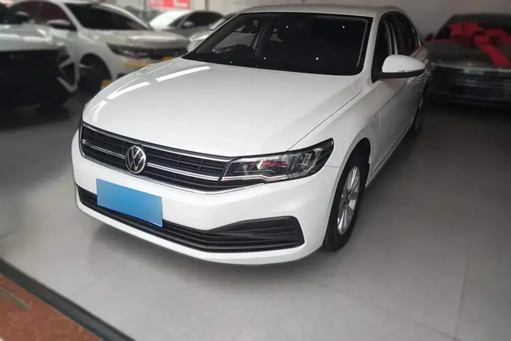 2021 Volkswagen Bora 1.5L 113HP L4 6AT