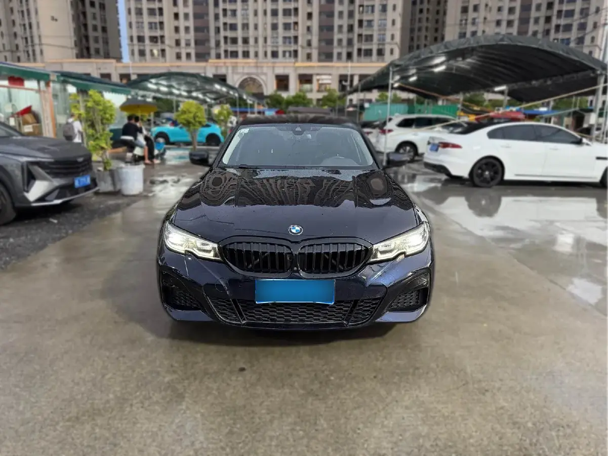 2021 BMW 3 Series 2.0T 184HP L4 8AT