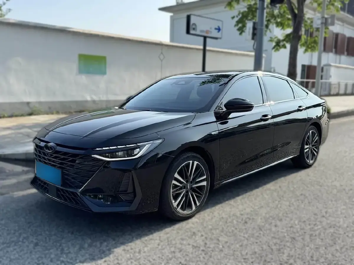 2023 Chery Arrizo 8 2.0T 254HP L4 7DCT