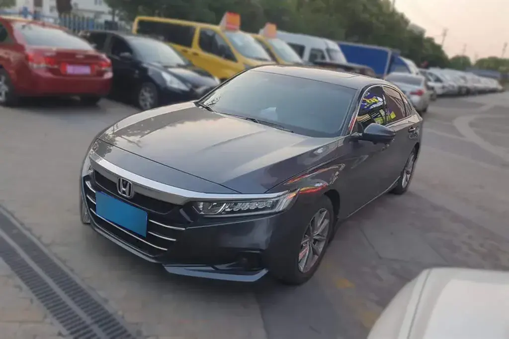 2022 Honda Accord 1.5T 194HP L4 CVT