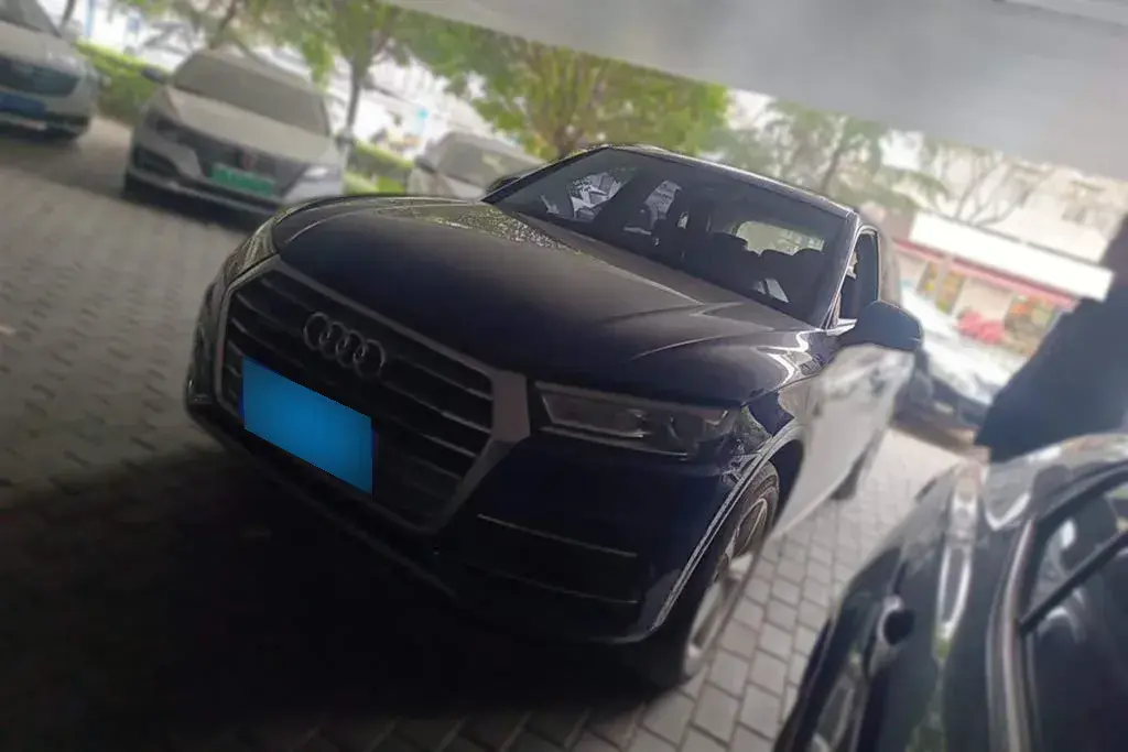 2018 Audi Q5L 2.0T 190HP L4 7DCT