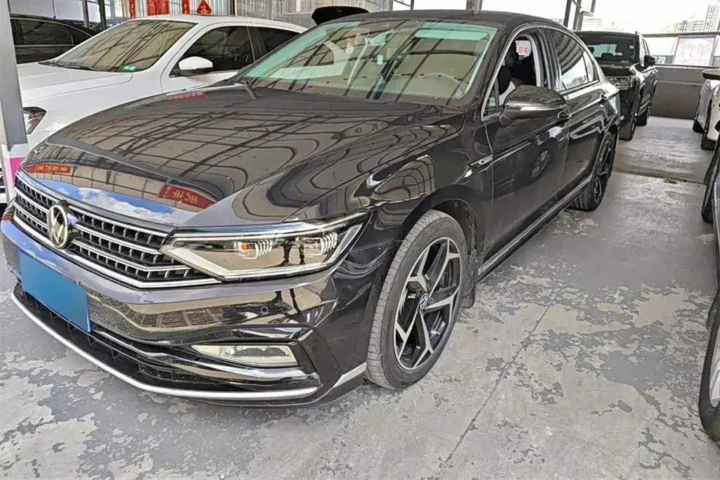 2024 Volkswagen Magotan 2.0T 186HP L4 7DCT