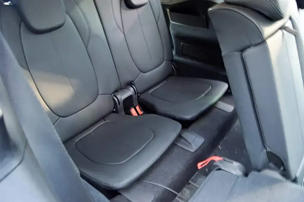 2018 BMW 2 Series SUV 1.5T 140HP L3 7DCT,autocango,china used car exporter,china ev exporter,chinese used car exporter,chinese used ev exporter