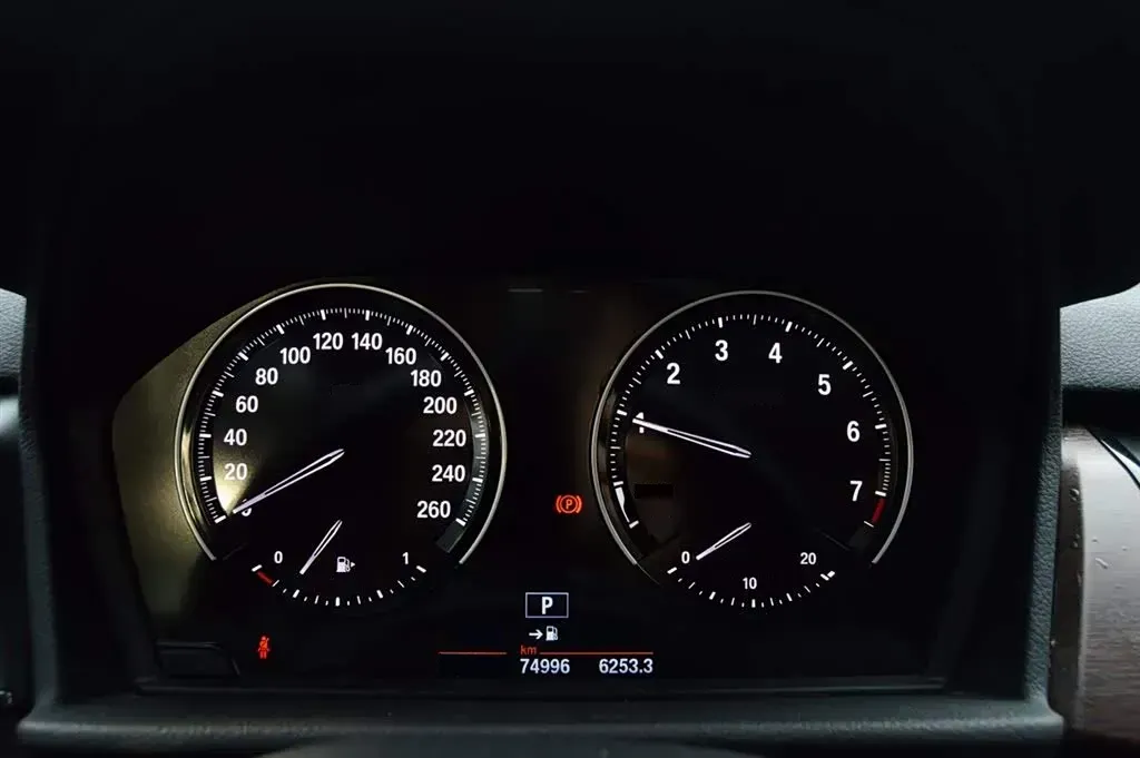 2018 BMW 2 Series SUV 1.5T 140HP L3 7DCT,autocango,china used car exporter,china ev exporter,chinese used car exporter,chinese used ev exporter