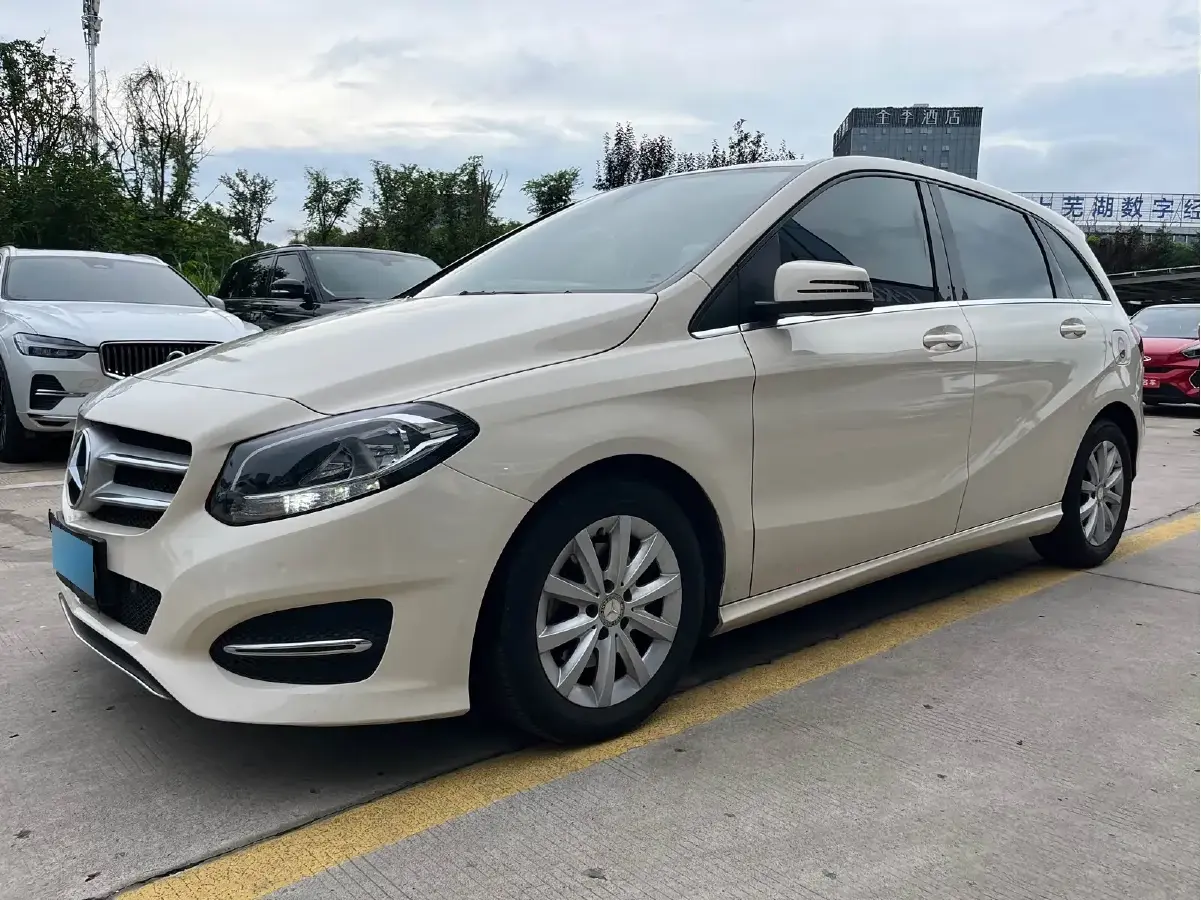 2016 Mercedes-Benz B Class 1.6T 122HP L4 7DCT