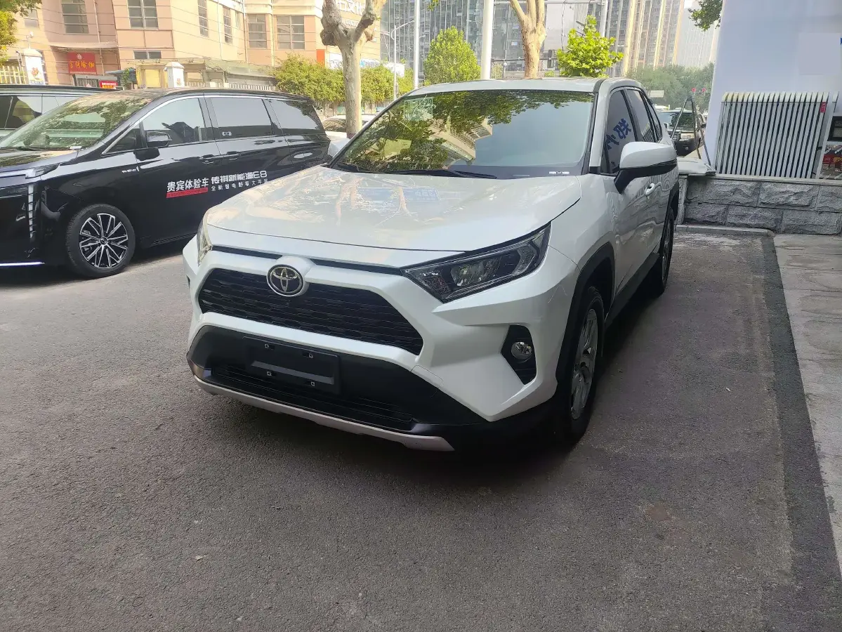 2022 Toyota RAV4 2.0L 171HP L4 CVT