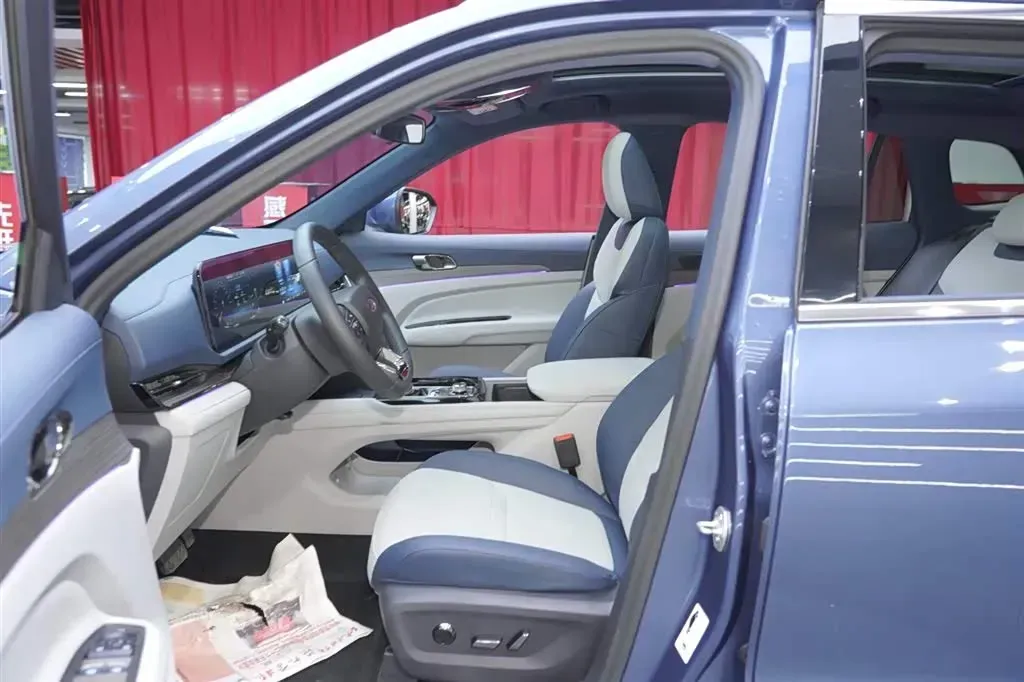 2022 Ford Equator Sport 1.5T 170HP L4 7DCT,autocango,china used car exporter,china ev exporter,chinese used car exporter,chinese used ev exporter