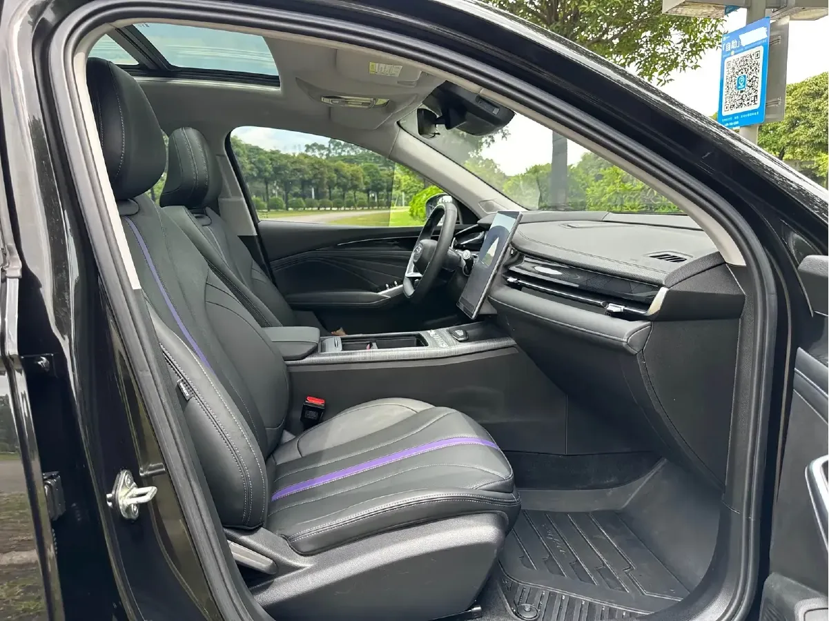 2024 Geely PrefaceL 1.5T 163HP L4 3DHT Hybrid,autocango,china used car exporter,china ev exporter,chinese used car exporter,chinese used ev exporter