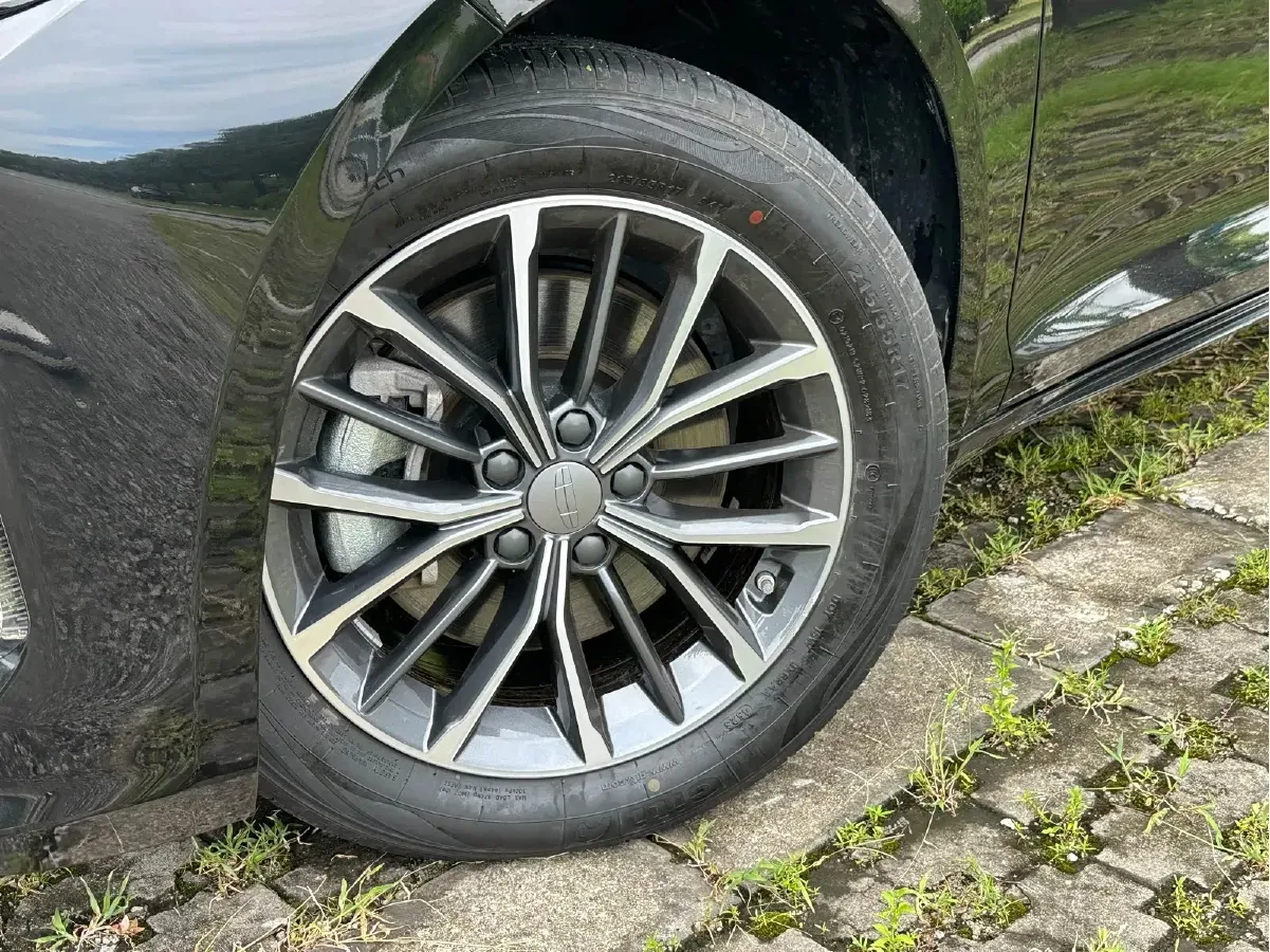 2024 Geely PrefaceL 1.5T 163HP L4 3DHT Hybrid,autocango,china used car exporter,china ev exporter,chinese used car exporter,chinese used ev exporter