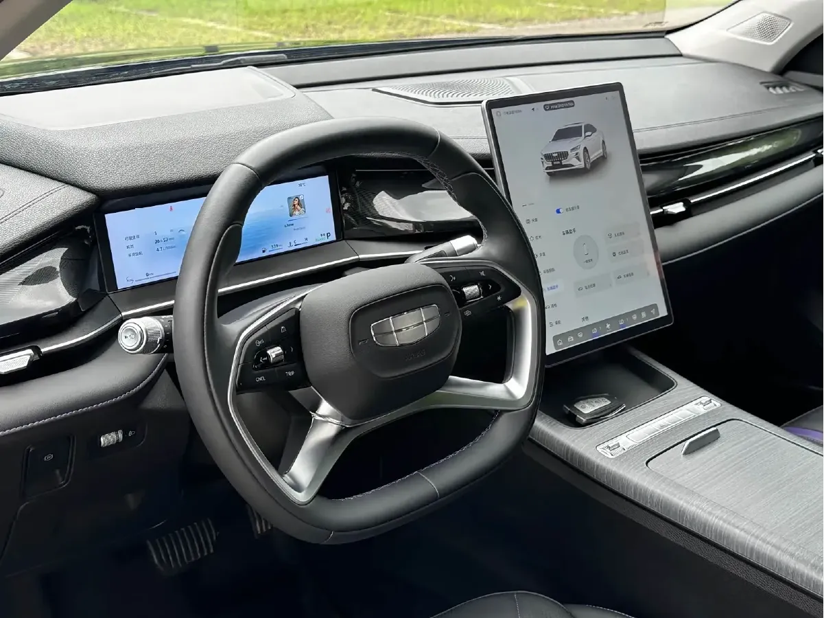 2024 Geely PrefaceL 1.5T 163HP L4 3DHT Hybrid,autocango,china used car exporter,china ev exporter,chinese used car exporter,chinese used ev exporter