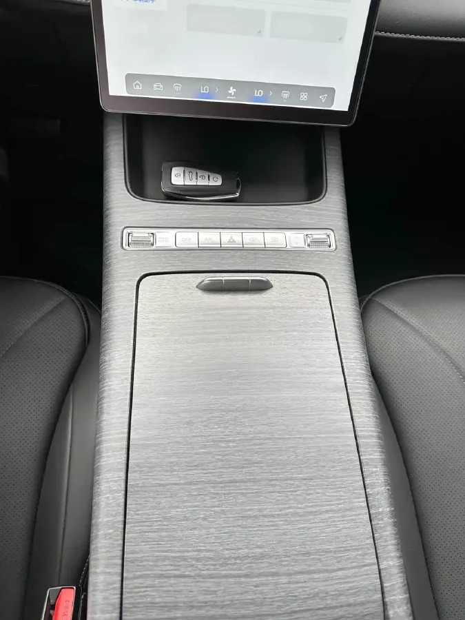 2024 Geely PrefaceL 1.5T 163HP L4 3DHT Hybrid,autocango,china used car exporter,china ev exporter,chinese used car exporter,chinese used ev exporter