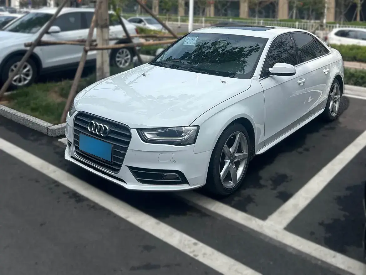 2013 Audi A4L 2.0T 180HP L4 CVT