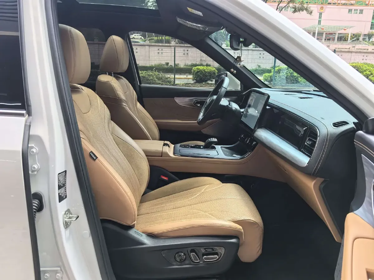 2024 GAC Trumpchi ES9 2.0T 190HP L4 2DHT PHEV 25.57KWH,autocango,china used car exporter,china ev exporter,chinese used car exporter,chinese used ev exporter