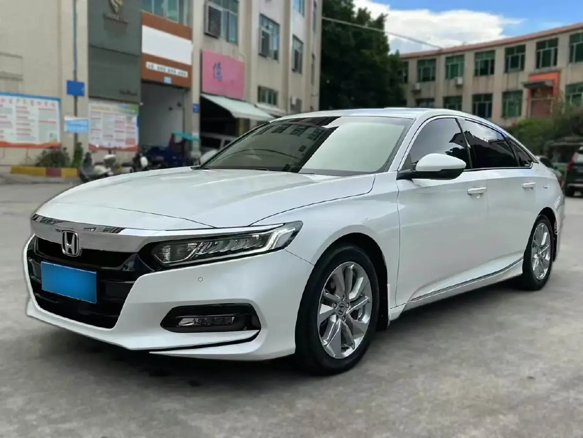 2018 Honda Accord 1.5T 194HP L4 CVT