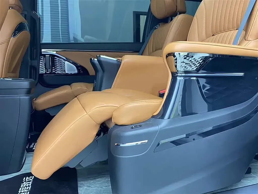 2024 GAC Trumpchi E9 2.0T 190HP L4 2DHT PHEV 25.57KWH,autocango,china used car exporter,china ev exporter,chinese used car exporter,chinese used ev exporter