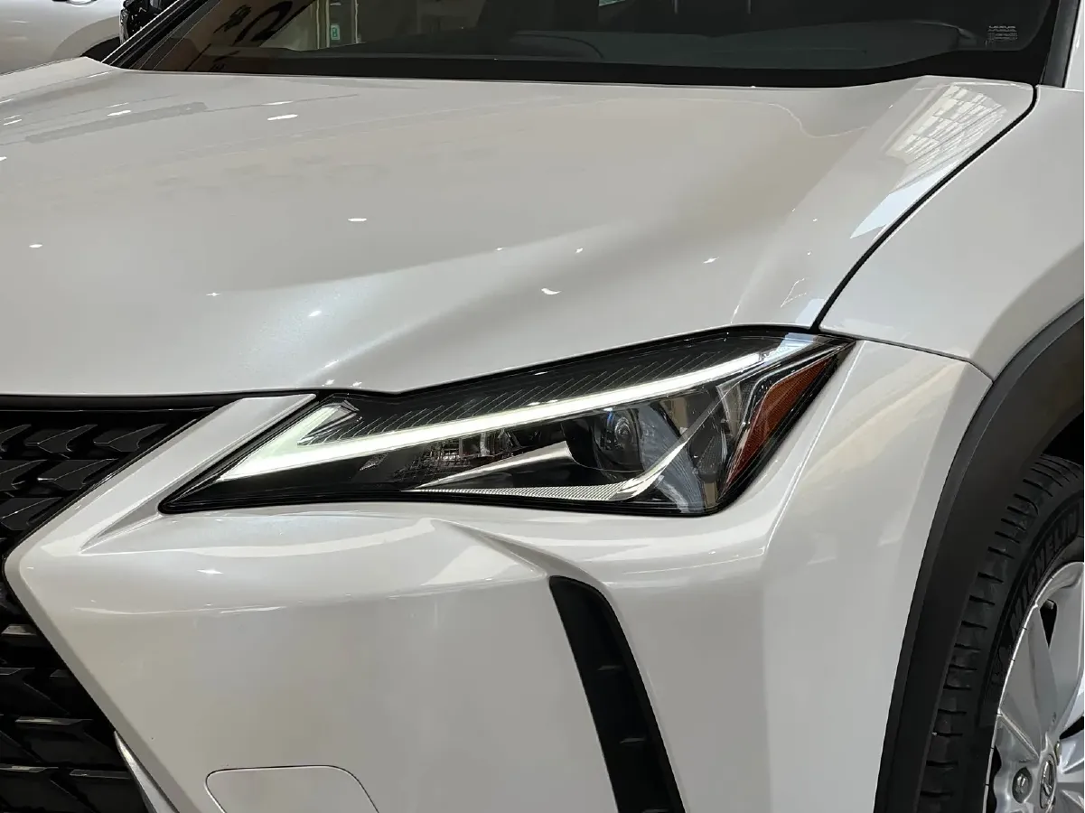 2019 Lexus UX 2.0L 146HP L4 E-CVT Hybrid,autocango,china used car exporter,china ev exporter,chinese used car exporter,chinese used ev exporter
