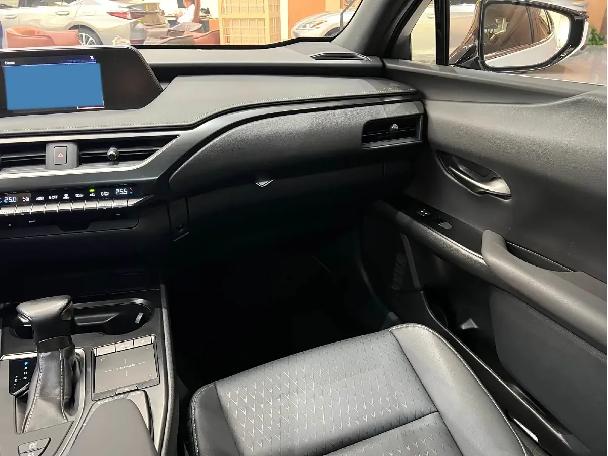 2019 Lexus UX 2.0L 146HP L4 E-CVT Hybrid,autocango,china used car exporter,china ev exporter,chinese used car exporter,chinese used ev exporter