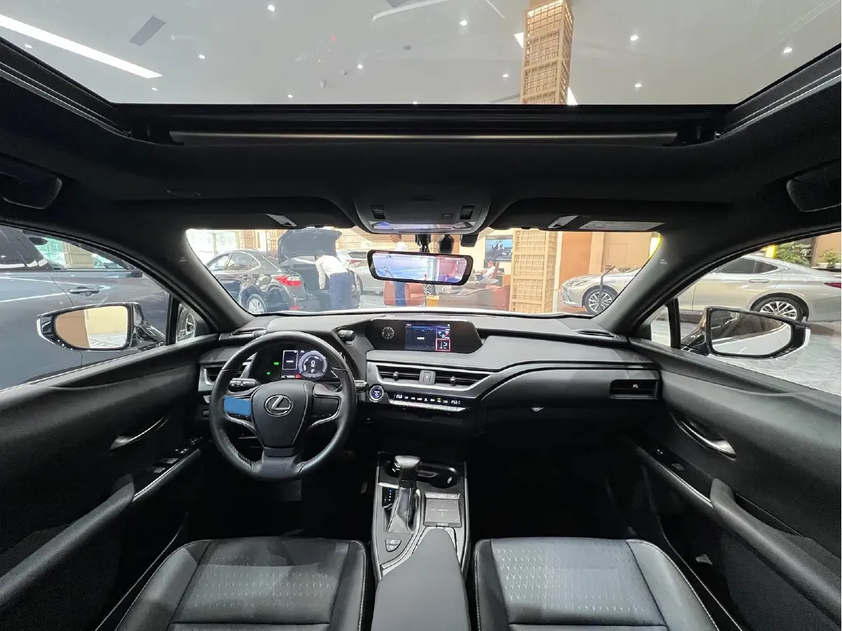 2019 Lexus UX 2.0L 146HP L4 E-CVT Hybrid,autocango,china used car exporter,china ev exporter,chinese used car exporter,chinese used ev exporter