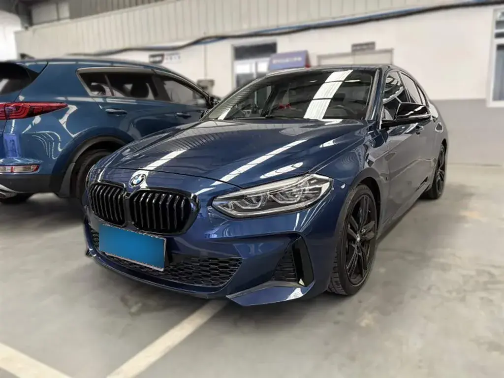 2021 BMW 1 Series 2.0T 192HP L4 7DCT