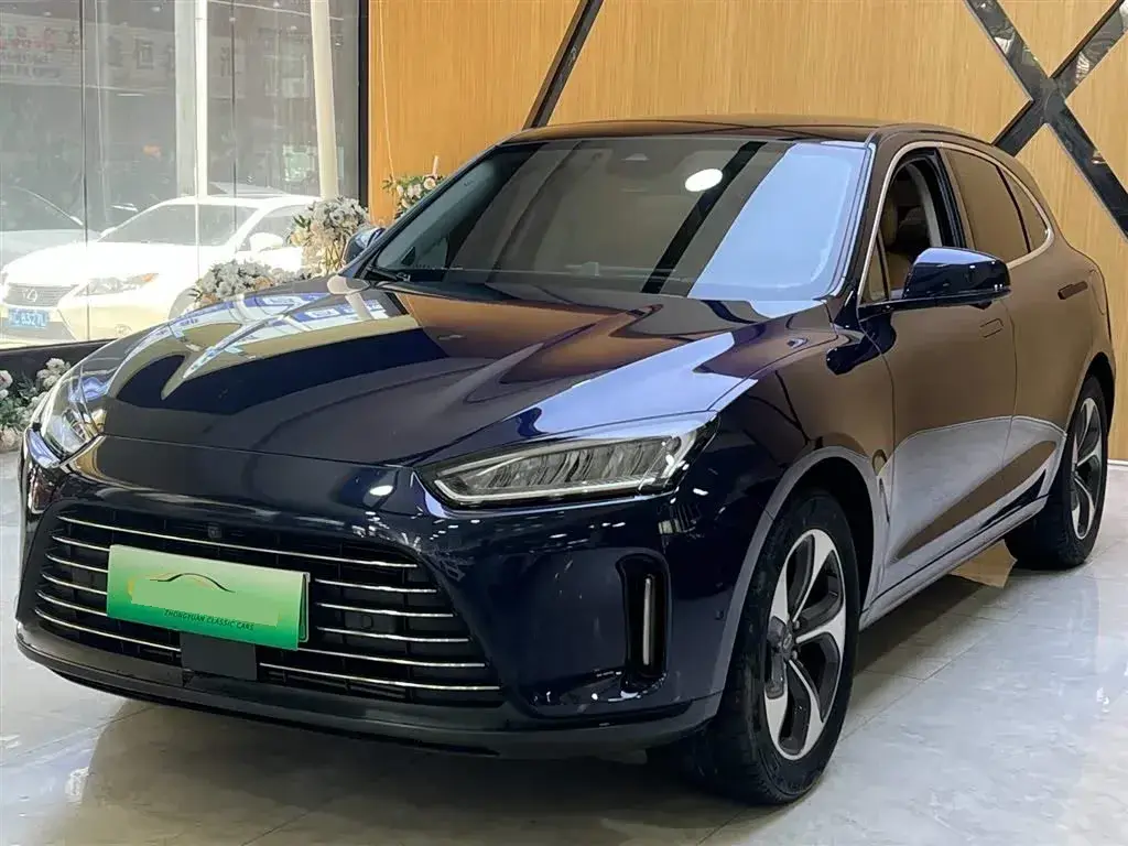 2022 HIMA AITO M5 Range Extended 125HP REEV 40KWH