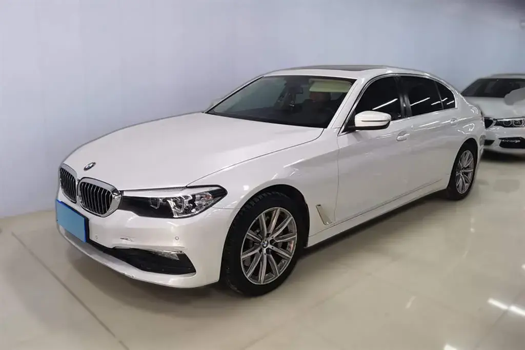 2018 BMW 5 Series 2.0T 224HP L4 8AT