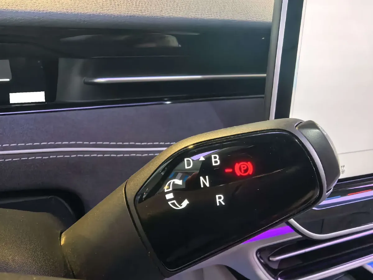 2024 Volkswagen ID.7 Vizzion BEV 84.8KWH,autocango,china used car exporter,china ev exporter,chinese used car exporter,chinese used ev exporter