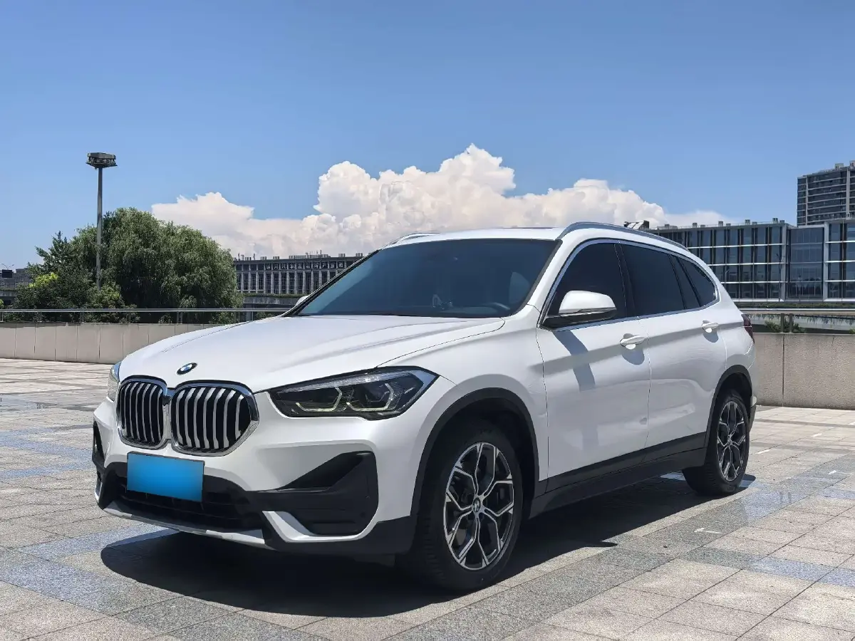 2022 BMW X1 2.0T 192HP L4 7DCT