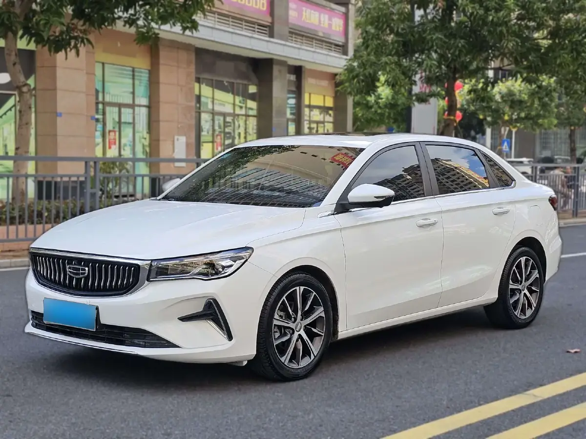 2022 Geely Emgrand 1.5L 114HP L4 CVT