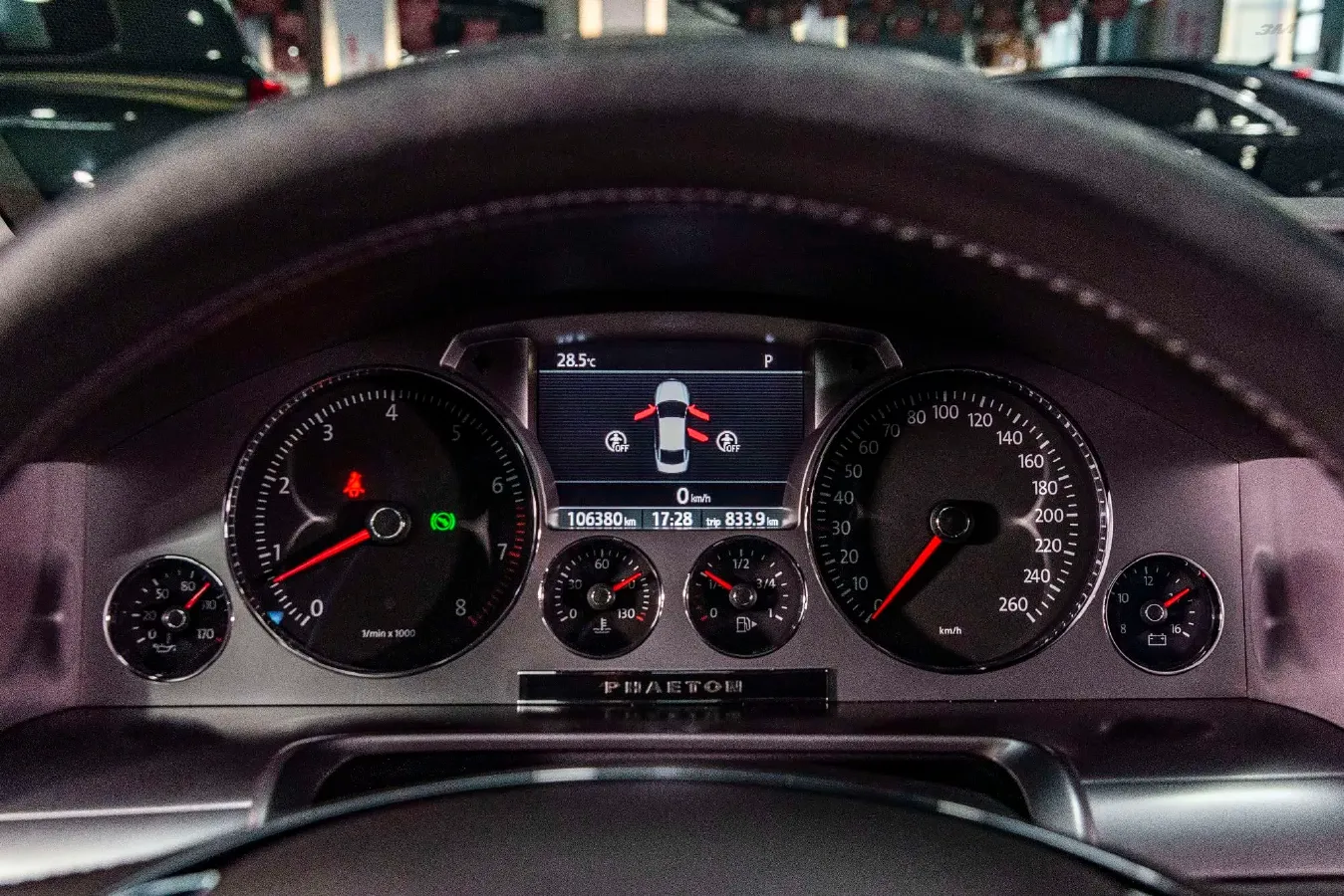 2015 Volkswagen Pheaton 3.0L 250HP V6 6AT,autocango,china used car exporter,china ev exporter,chinese used car exporter,chinese used ev exporter