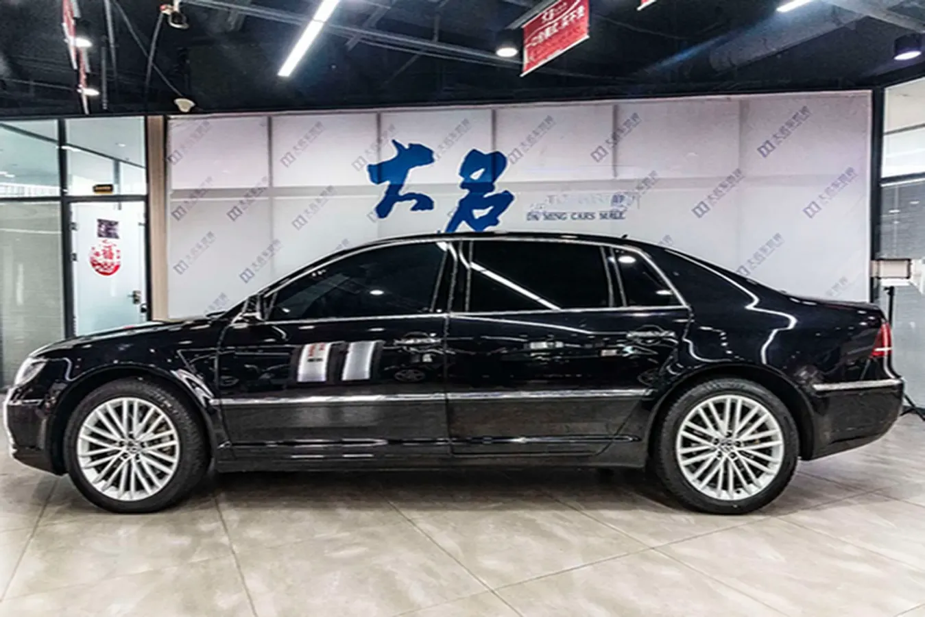 2015 Volkswagen Pheaton 3.0L 250HP V6 6AT,autocango,china used car exporter,china ev exporter,chinese used car exporter,chinese used ev exporter