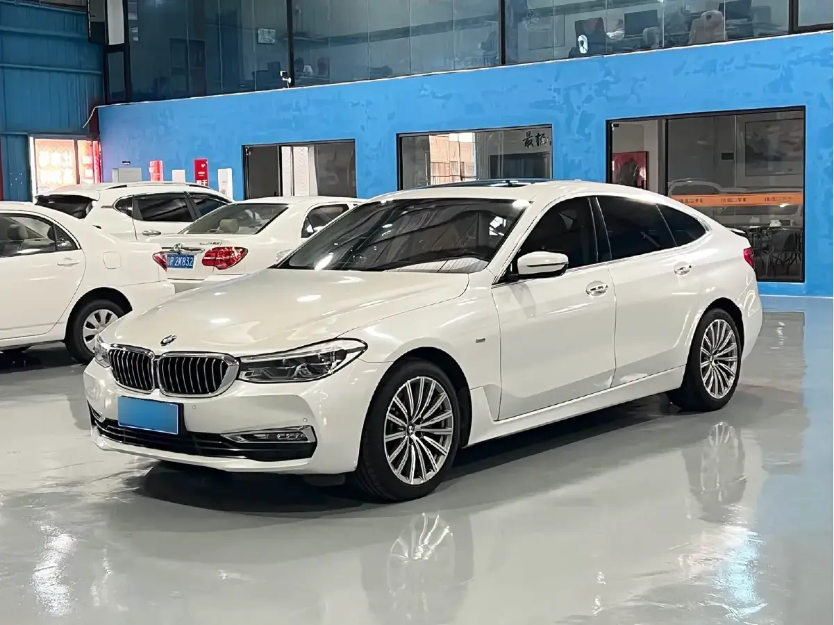 2018 BMW 6 Series GT 2.0T 258HP L4 8AT