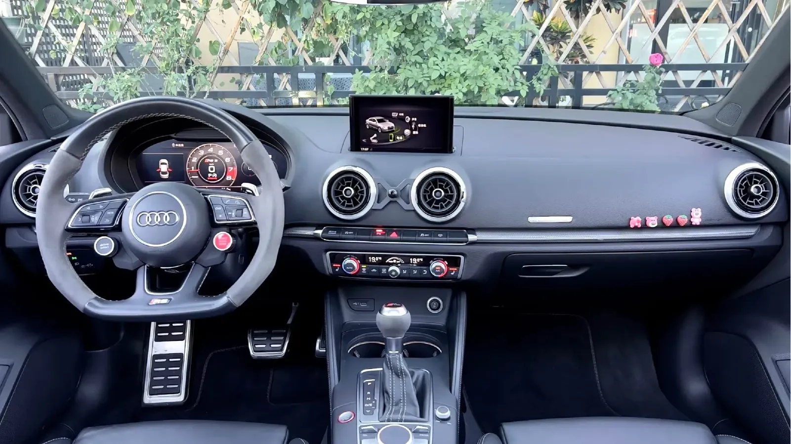 2017 Audi RS 3 2.5T 400HP L5 7DCT,autocango,china used car exporter,china ev exporter,chinese used car exporter,chinese used ev exporter