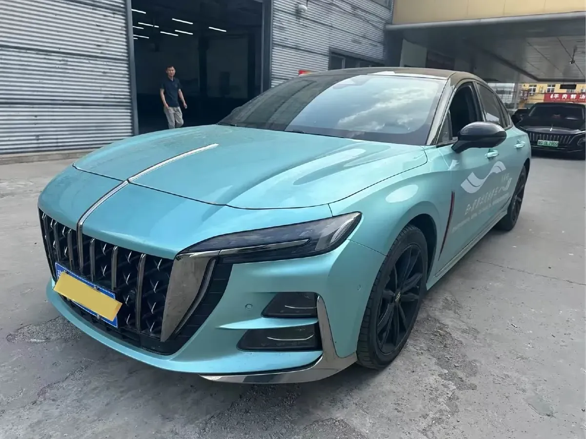 2023 HongQi H6 2.0T 252HP L4 8AT,autocango,china used car exporter,china ev exporter,chinese used car exporter,chinese used ev exporter