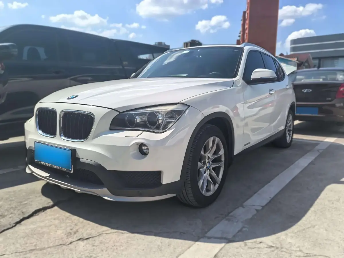 2015 BMW X1 2.0T 184HP L4 8AT